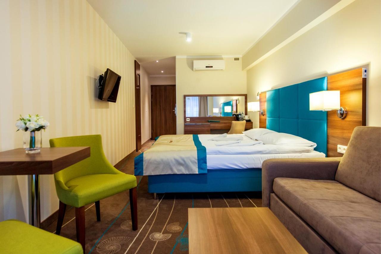 Aparthotel Przy Plazy Мендзиздрое Екстериор снимка