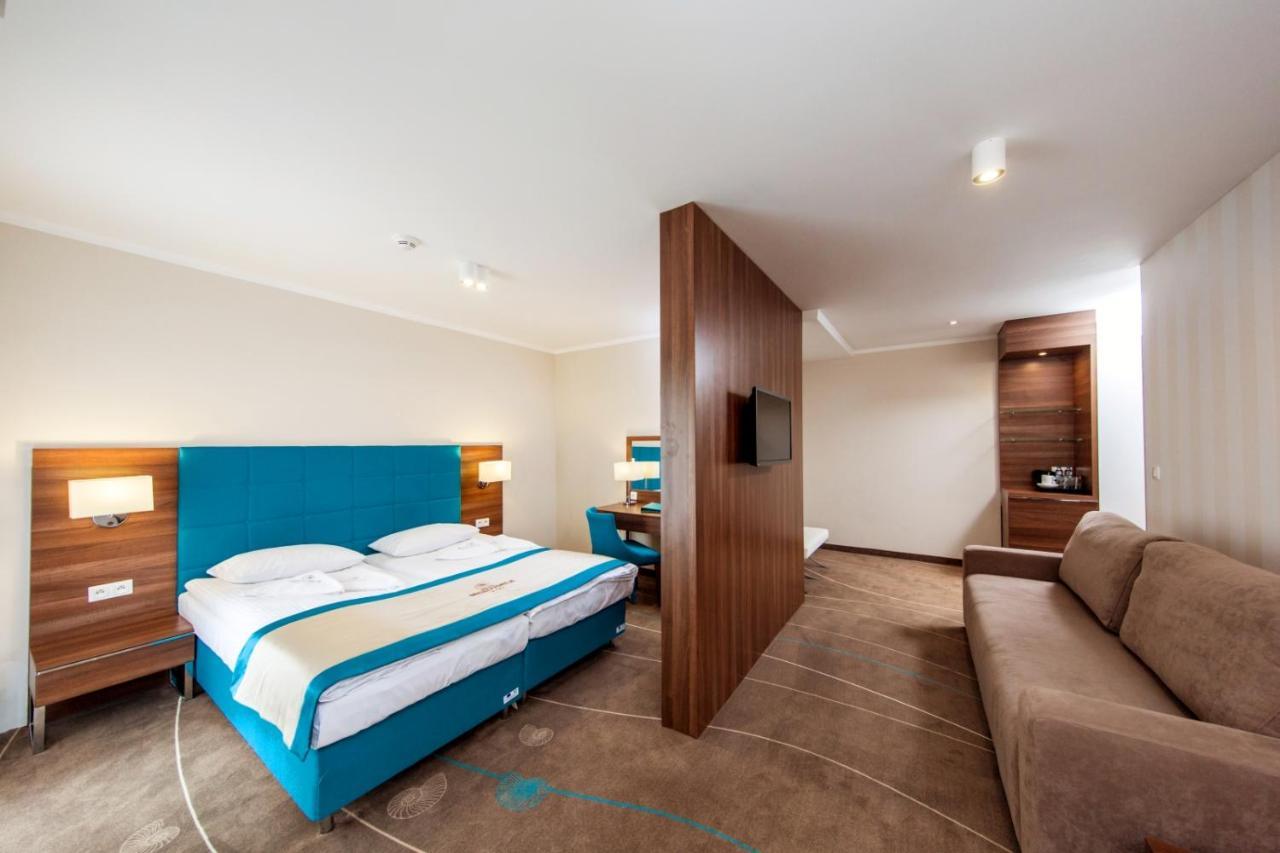 Aparthotel Przy Plazy Мендзиздрое Екстериор снимка