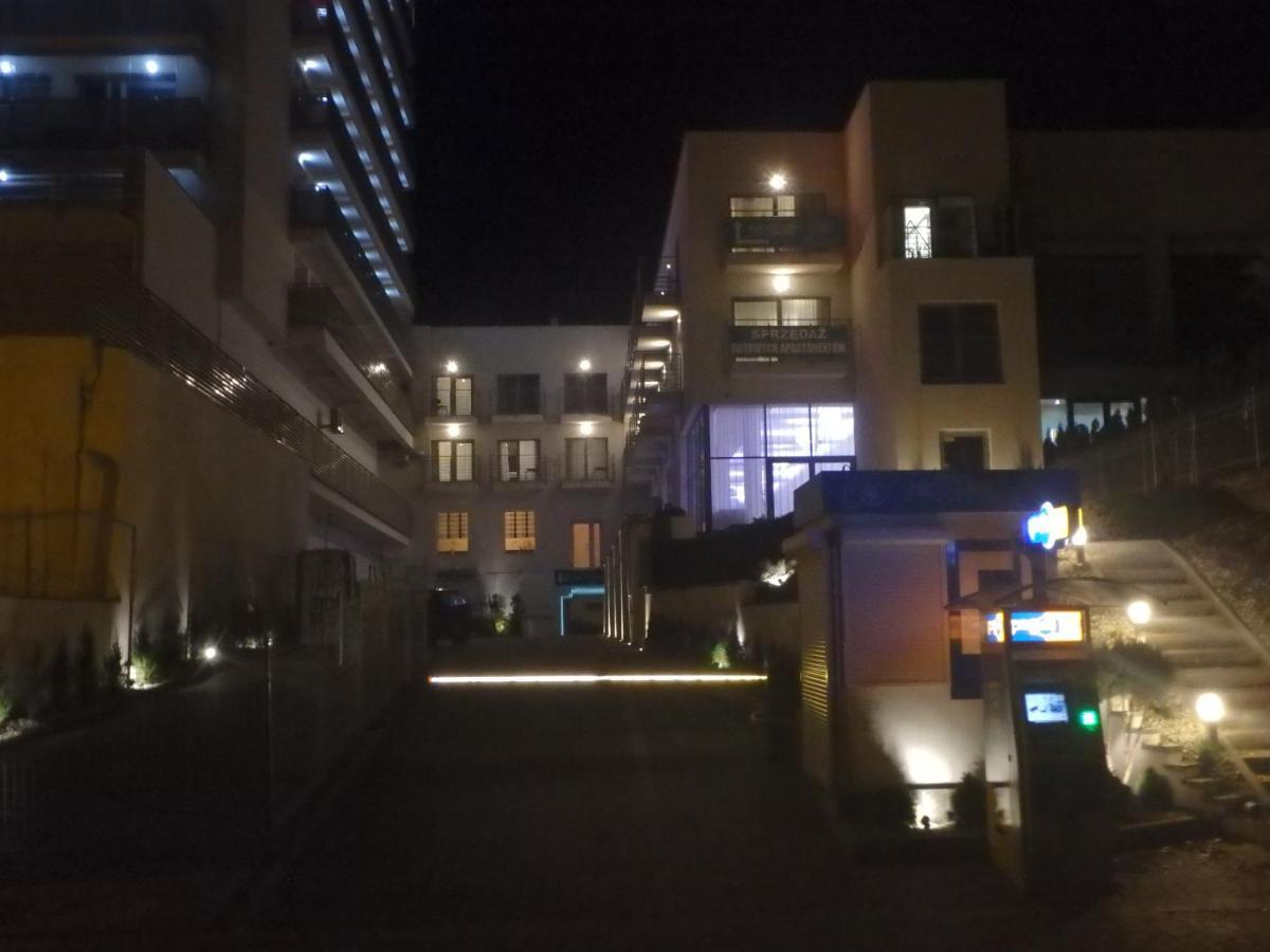 Aparthotel Przy Plazy Мендзиздрое Екстериор снимка