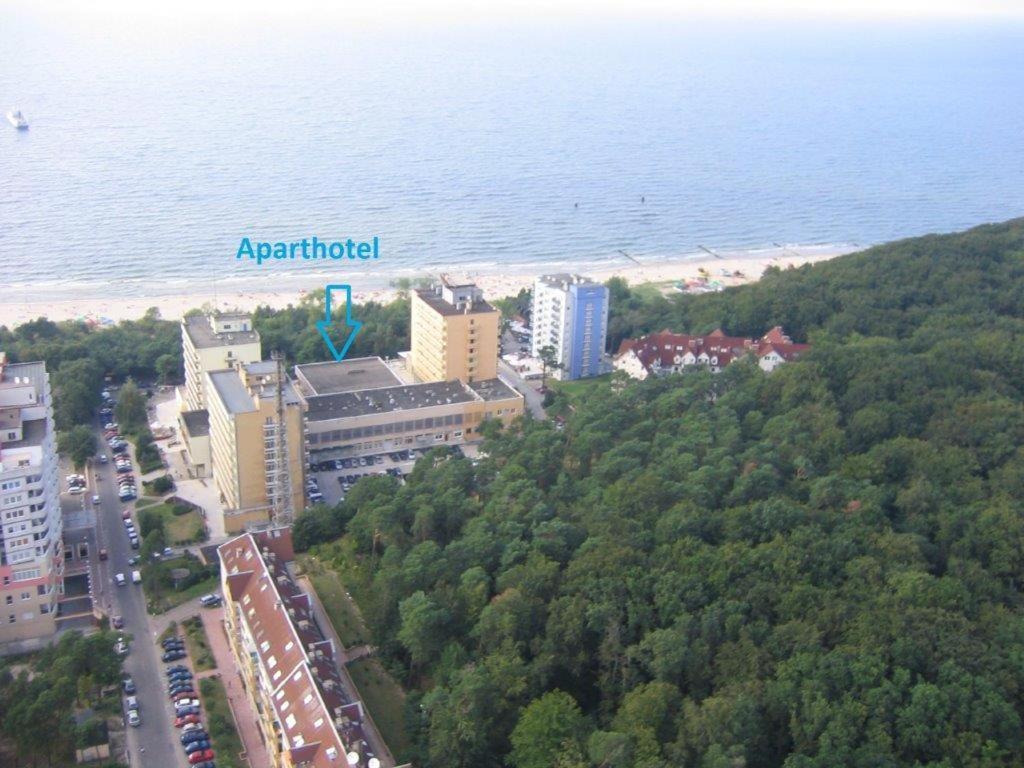 Aparthotel Przy Plazy Мендзиздрое Екстериор снимка